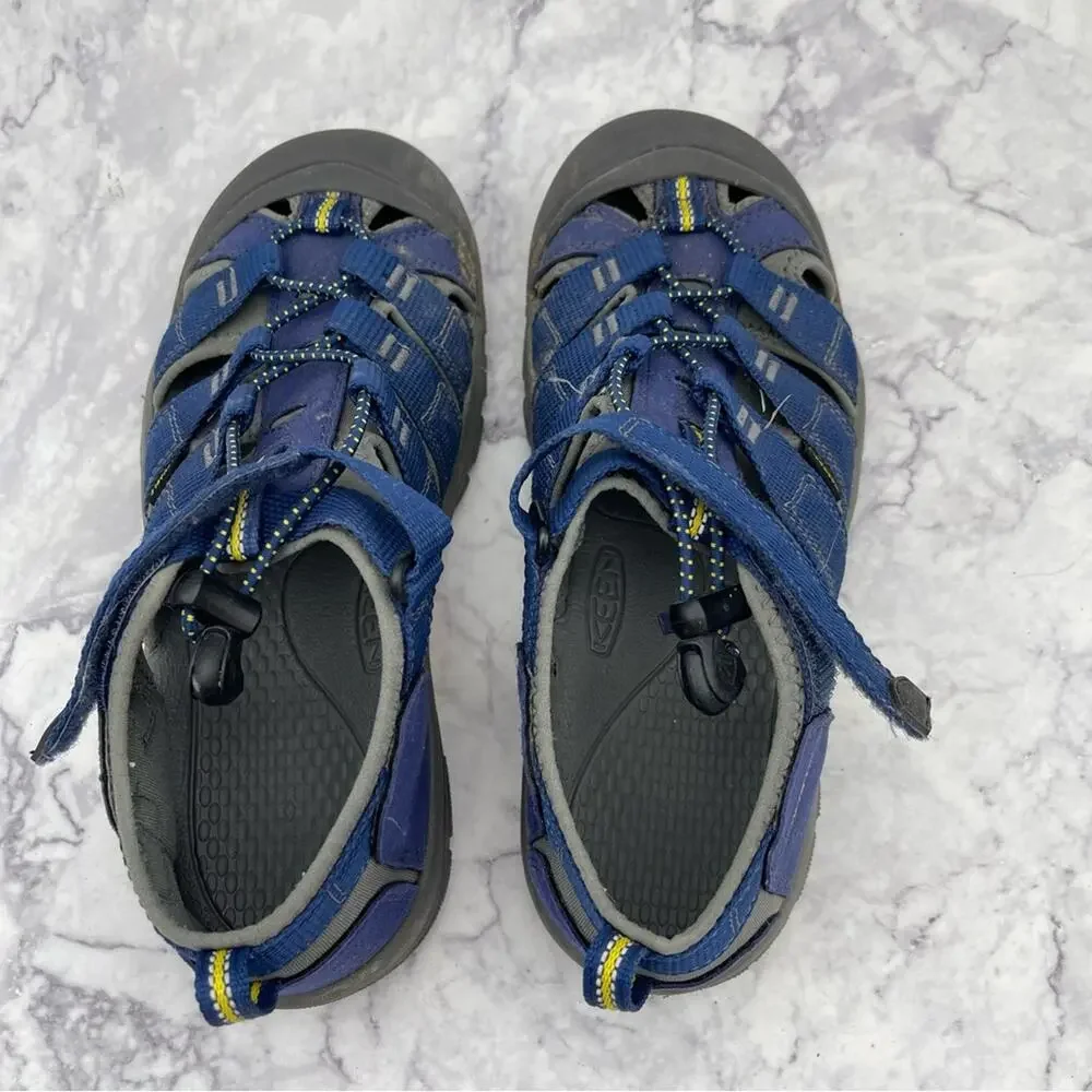 Keen, Blue and Grey Washable Sandals. Kids Size 5. Excellent condition!
